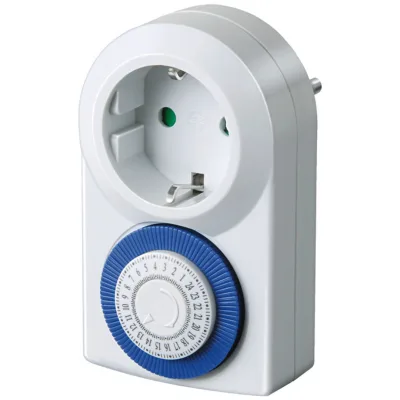 Brennenstuhl Tages-Zeitschaltuhr MMZ 20 weiss IP20 48 Stück im Exportkarton