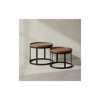 KADIMA DESIGN Beistelltisch-Set INDI: 2er Set, runde Tischplatten, Metallgestell, Massivholz, naturbelassen