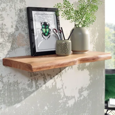 KADIMA DESIGN Landhausstil Hängeregal aus Massivholz Akazie, Rustikales Wandregal mit einzigartiger Baumkante