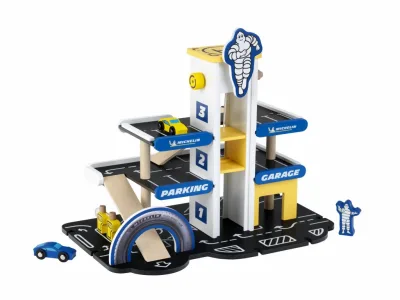 Michelin Parkhaus mit 3 Ebenen, Holz