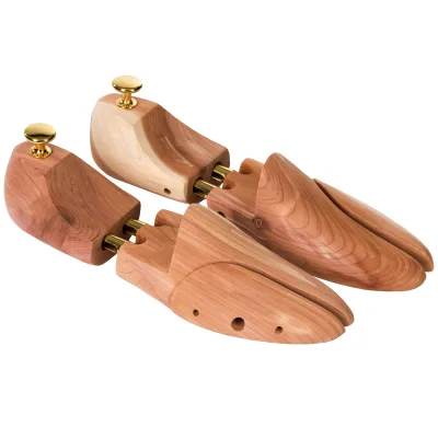 tectake® 1 Paar Schuhspanner, aus Zedernholz, Verhinderung von Gehfalten, gute Luftzirkulation, Messingknopf für einfaches Herausziehen