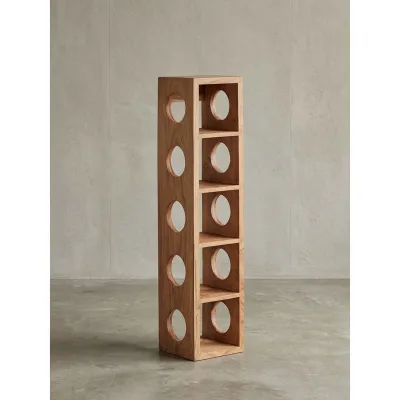 Weinregal MUMBAI Massivholz mit Ablage Wandmontage Modern, Akazie 15x15x70 cm